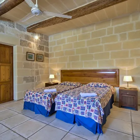 Farmhouse Lara Villa